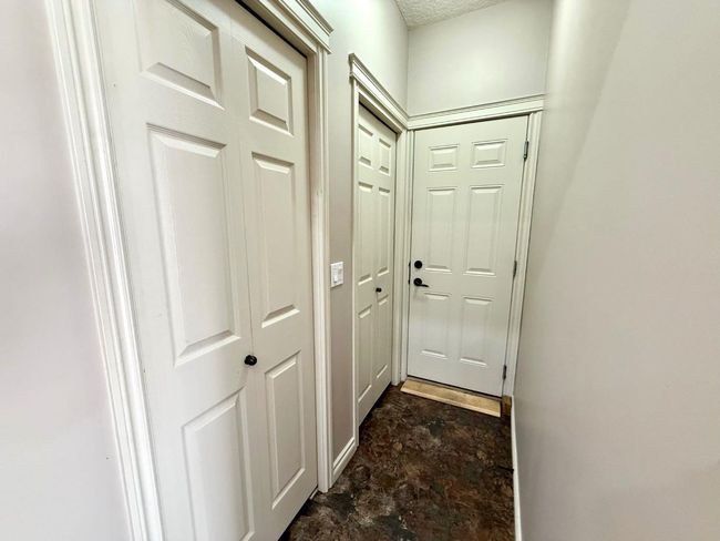 304 Sunvale Cres Ne, Townhouse with 2 bedrooms, 1 bathrooms and 2 parking in High River AB | Image 23