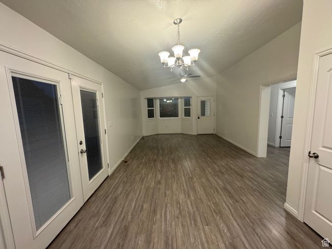 living room | Image 7