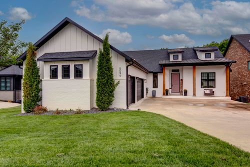 6099 S Hampton Ave, Springfield, MO, 65810-3028 | Card Image