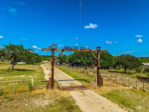 10752 Scr 110, Sonora, TX, 76950 | Card Image
