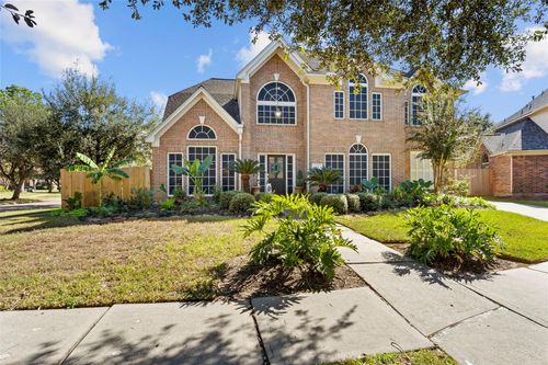 111 Casual Shore Ct, League City, TX, 77573-6687 | Card Image