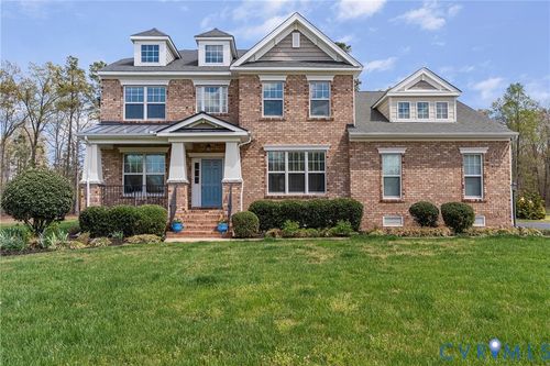 9118 Colonnade Cir, Ashland, VA, 23005-7463 | Card Image