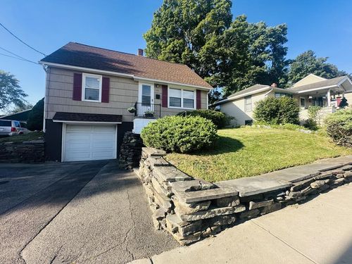 115 E Wendell St, Endicott, NY, 13760-4156 | Card Image