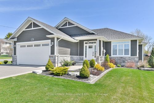 135 Rollins St, Madoc, ON, K0K2K0 | Card Image