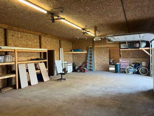 11204 Lange Rd, Birch Run, MI, 48415-9223 | Card Image