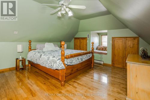 305 Lindsay St, Midland, ON, L4R2V4 | Card Image
