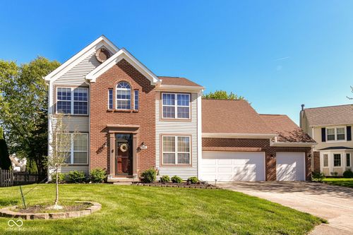 7942 Red Sunset Way, Avon, IN, 46123-8602 | Card Image