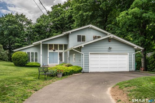 22 Terry Plains Rd, Bloomfield, CT, 06002-1647 | Card Image