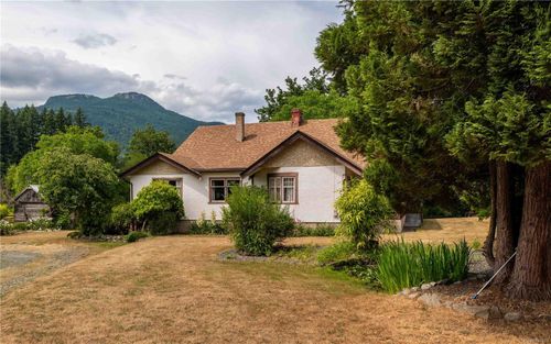 6498 Somenos Rd, Duncan, BC, V9L5Z2 | Card Image