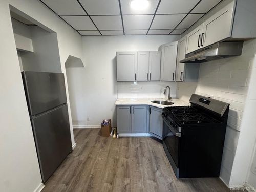 apt-1-157 Linden St, Yonkers, NY, 10701-7843 | Card Image