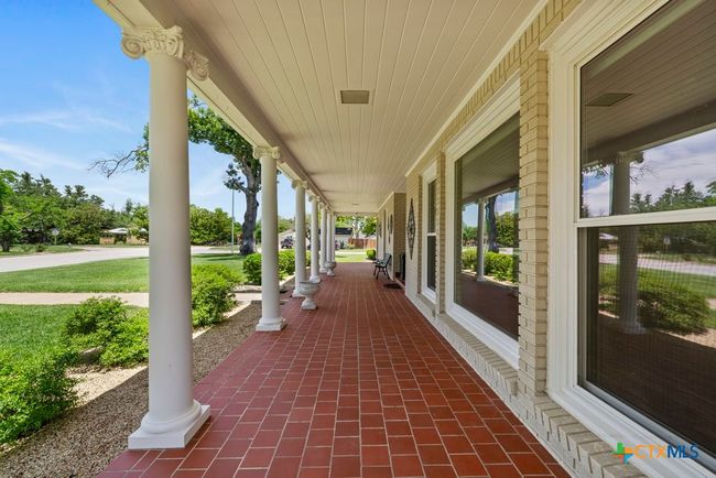 707 W Thompson Ave, House other with 4 bedrooms, 6 bathrooms and null parking in Temple TX | Image 39