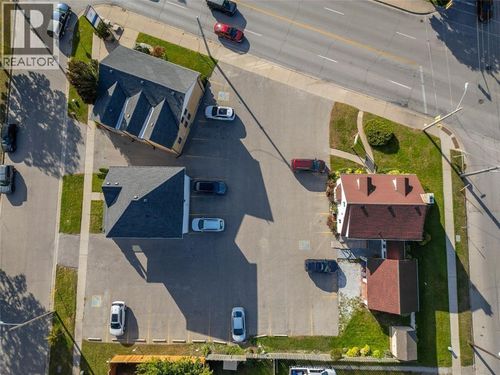 434/442 Christina St N, Sarnia, ON, N7T5W2 | Card Image