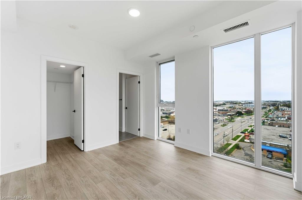 Residential in Hamilton 4