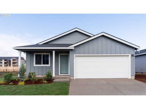 525 Russell, Lebanon, OR, 97355 | Card Image