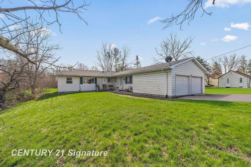 256 N River Rd, Saginaw, MI, 48609-6816 | Card Image