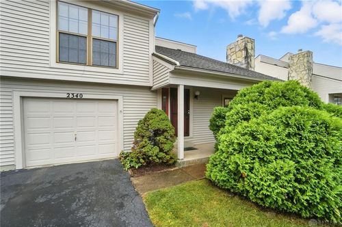 2340 Fieldstone Cir, Fairborn, OH, 45324 | Card Image