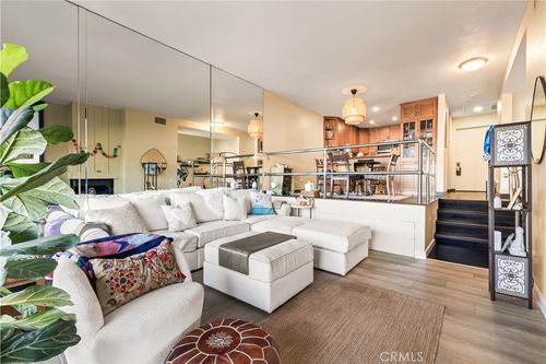 20-5217 Marina Pacifica Dr S, Long Beach, CA, 90803-3889 | Card Image