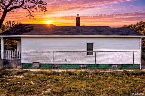 13826 Gallagher St, Detroit, MI, 48212-1612 | Card Image