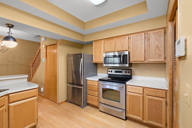 2703 Autumnwood Ln, Townhouse with 2 bedrooms, 2 bathrooms and null parking in Hopkins MN | Image 12