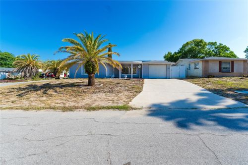 7511 Tyson Dr, PORT RICHEY, FL, 34668-2246 | Card Image