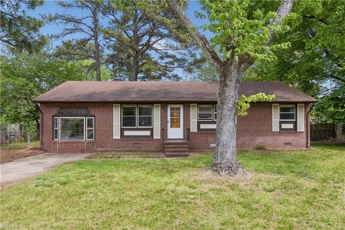 116 Bailey Rd Road, Yorktown, VA, 23692 | Card Image