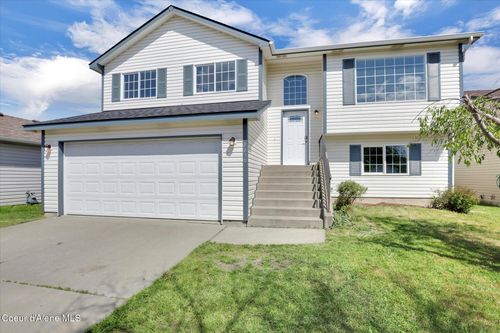 2230 N Methow Ct, Post Falls, ID, 83854-8127 | Card Image
