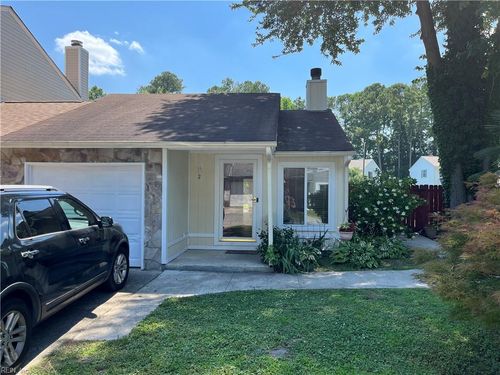 2 Penzance Cir, Chesapeake, VA, 23320-2534 | Card Image