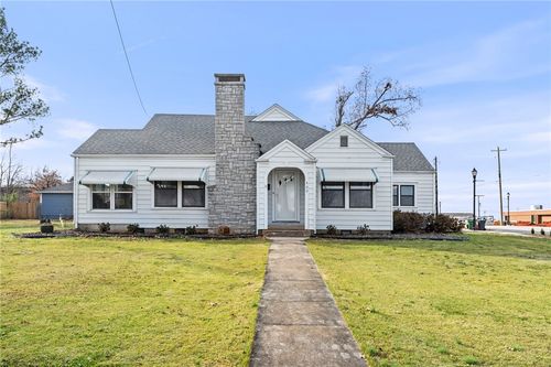400 S 6th St, Rogers, AR, 72756-4410 | Card Image