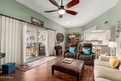 16822 N 102nd Ave, Sun City, AZ, 85351-1147 | Card Image