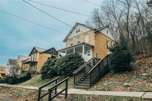 755 Morris St, Clymer, PA, 15728-1197 | Card Image