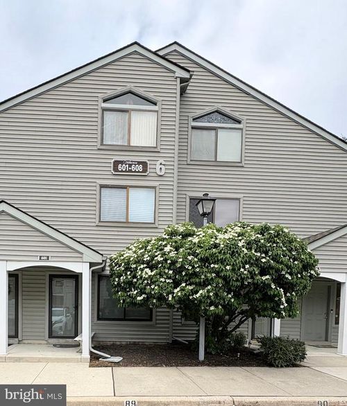 601 Gregorys Way, Voorhees, NJ, 08043-2054 | Card Image