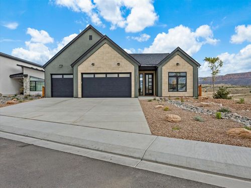 2257 Holy Cross Way, Grand Junction, CO, 81507-1325 | Card Image