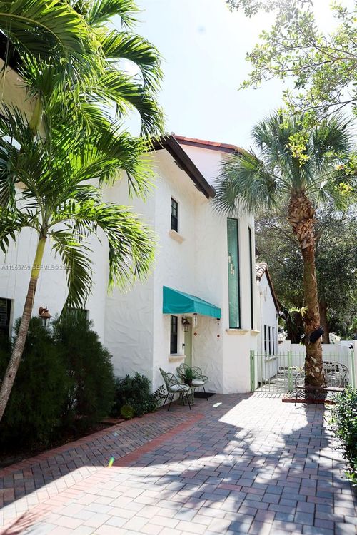 2948 Hidden Harbour Ct, Fort Lauderdale, FL, 33312-3578 | Card Image