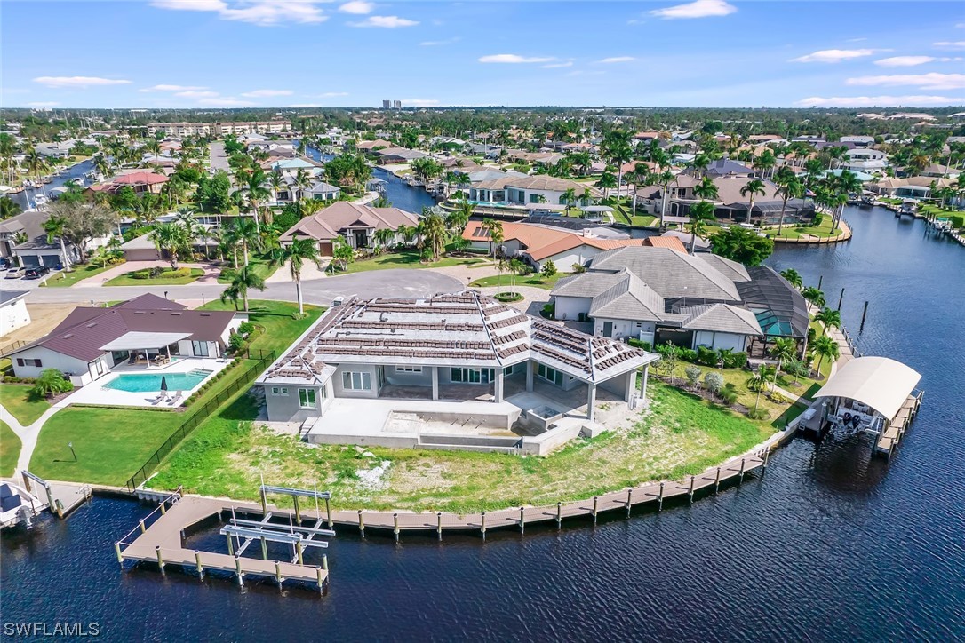 Joanna Cir, Fort Myers, FL 33919