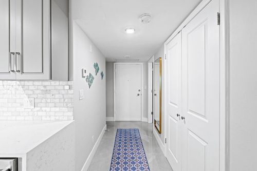 1808-3850 Galt Ocean Dr, Fort Lauderdale, FL, 33308-7658 | Card Image