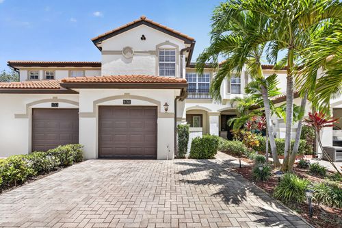 9761 Darlington Pl, Cooper City, FL, 33328-5831 | Card Image