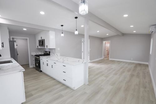 65860 Acoma Ave, Desert Hot Springs, CA, 92240-3802 | Card Image