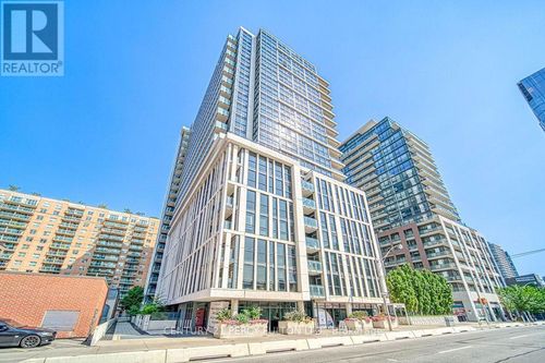 1107-400 Adelaide St E, Toronto, ON, M5A4S3 | Card Image