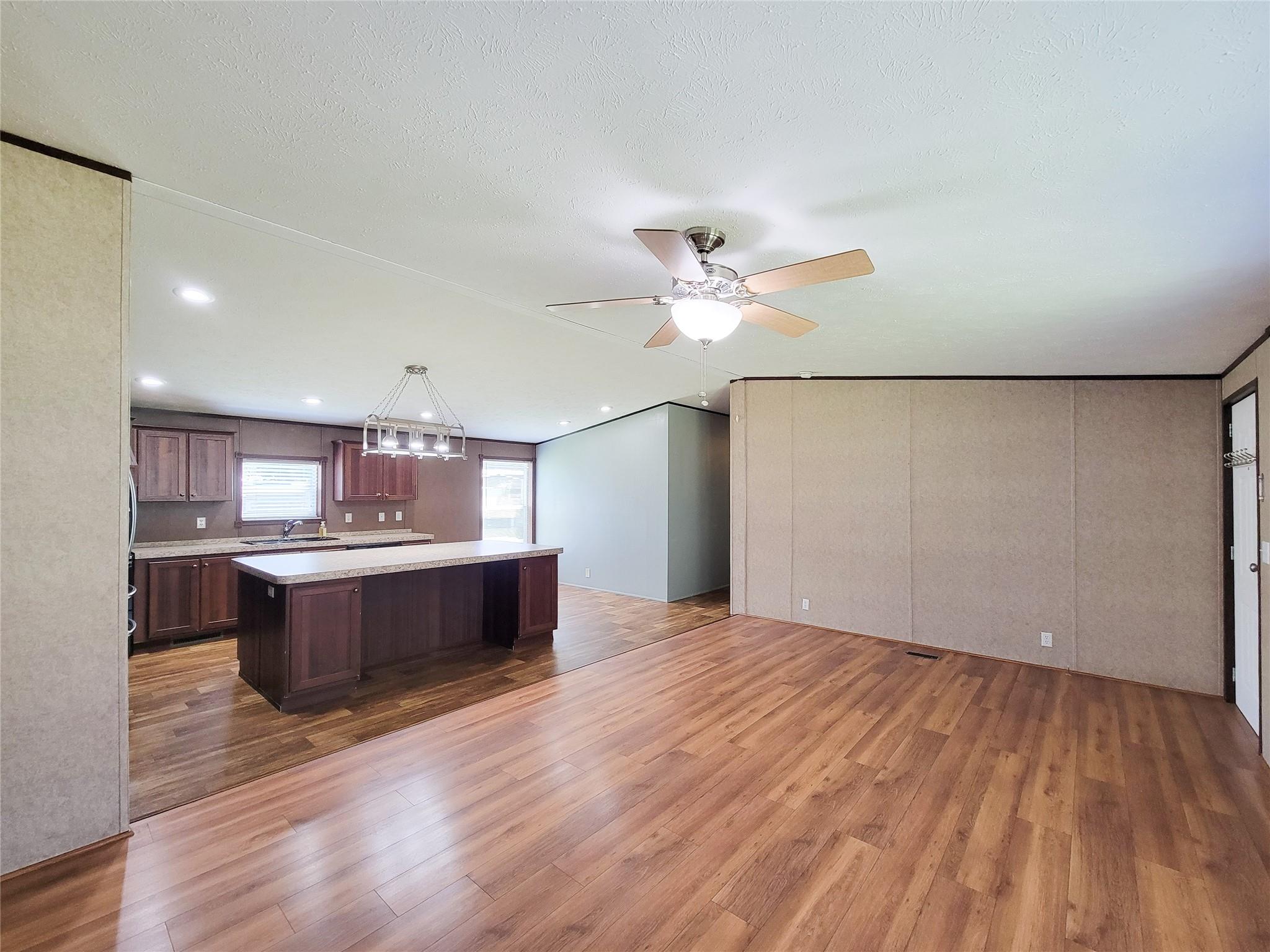 Residential Lease in Magnolia 4