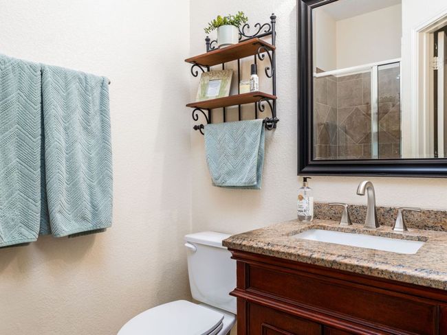 Main floor full bathroom | Image 27