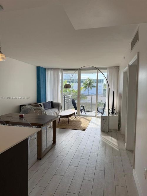 apt-301-2155 Washington Ct, Miami Beach, FL, 33139-1972 | Card Image