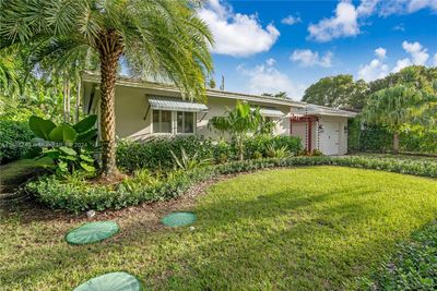 4921 Riviera Dr, House other with 3 bedrooms, 3 bathrooms and null parking in Coral Gables FL | Image 3