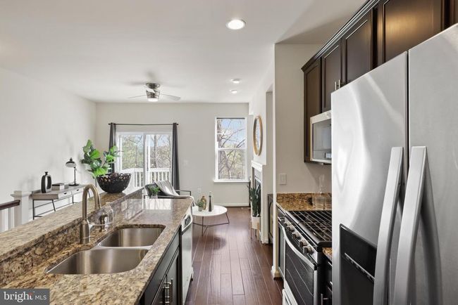 12741 Lotte Dr, Townhouse with 3 bedrooms, 4 bathrooms and null parking in WOODBRIDGE VA | Image 13