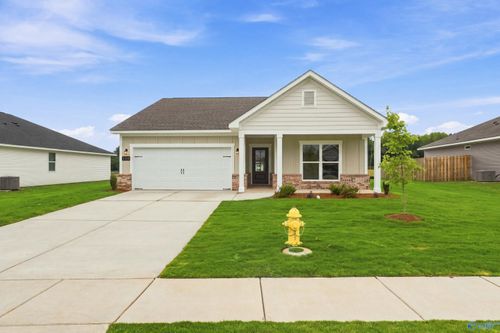 138 Plum Tree Ln, Hazel Green, AL, 35750-2502 | Card Image