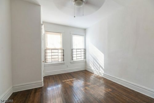 208 N 19th St, East Orange, NJ, 07017-5461 | Card Image