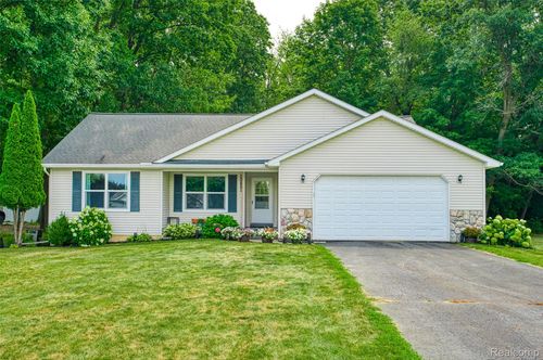 10851 Mackinaw Trail Trail, Handy Township, MI, 48836 | Card Image