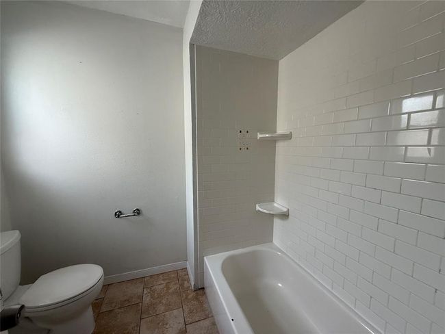 19310 Oak Timbers Dr, House other with 4 bedrooms, 3 bathrooms and 2 parking in Humble TX | Image 19