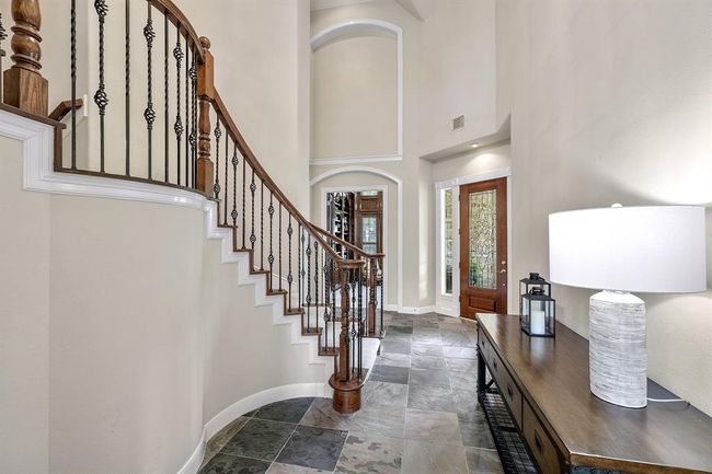 99 S Shawnee Ridge Cir, House other with 4 bedrooms, 4 bathrooms and 3 parking in The Woodlands TX | Image 8