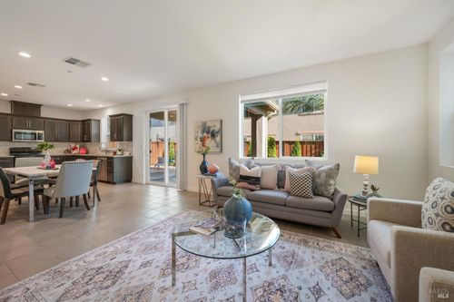 1403 Clementine Ln, Fairfield, CA, 94533-8035 | Card Image