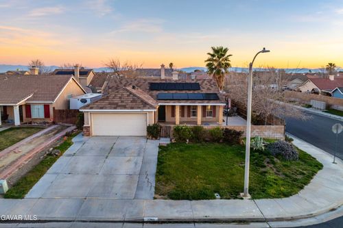 3340 Brabham Ave, Rosamond, CA, 93560-7615 | Card Image
